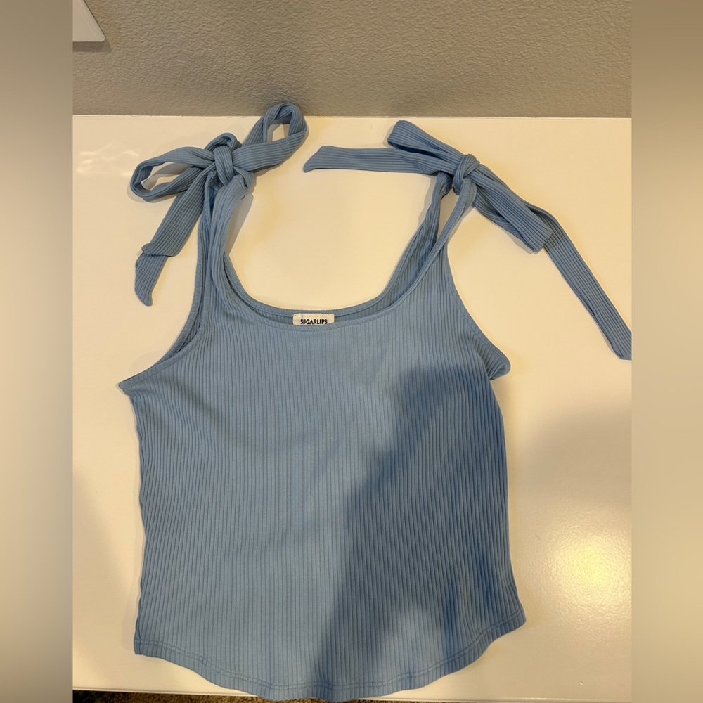 Light blue bow tie top-size medium